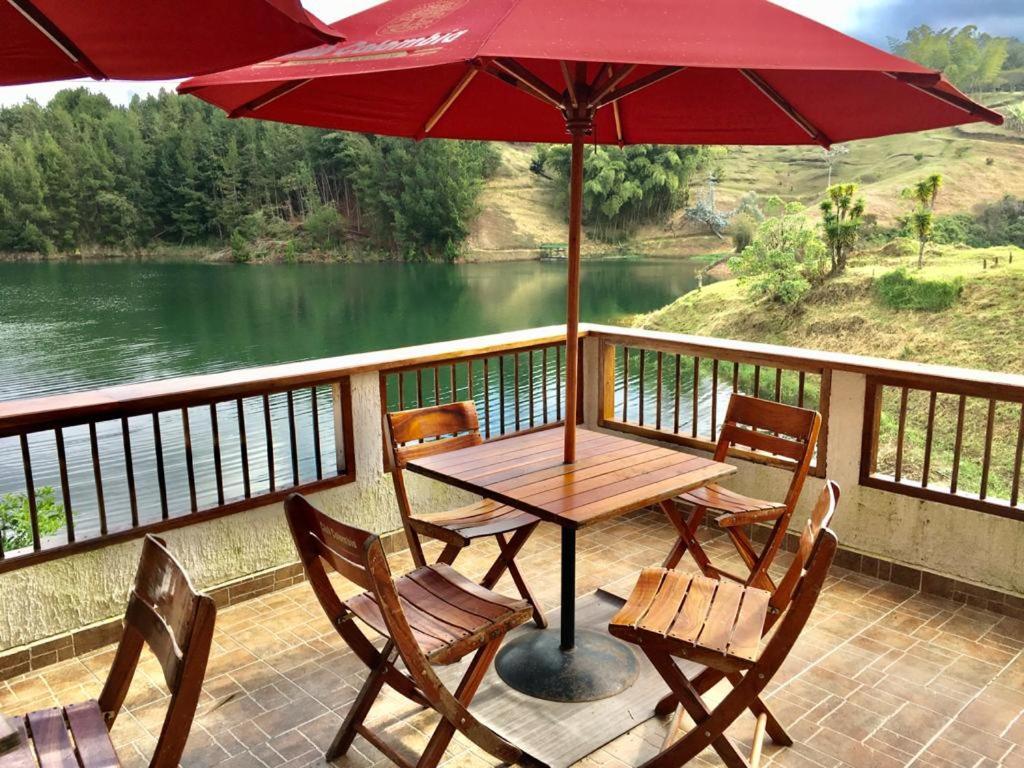 Finca Santa Monica Guatape Privada Lujosa Piscina Jacuzzi Sauna Muelle Represa Jetski Planchon Villa Ngoại thất bức ảnh